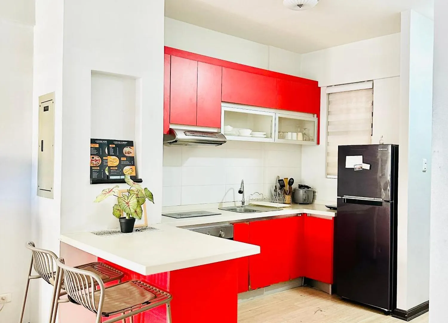 アパート Magallanes Residences Condominium ダバオ　シティ