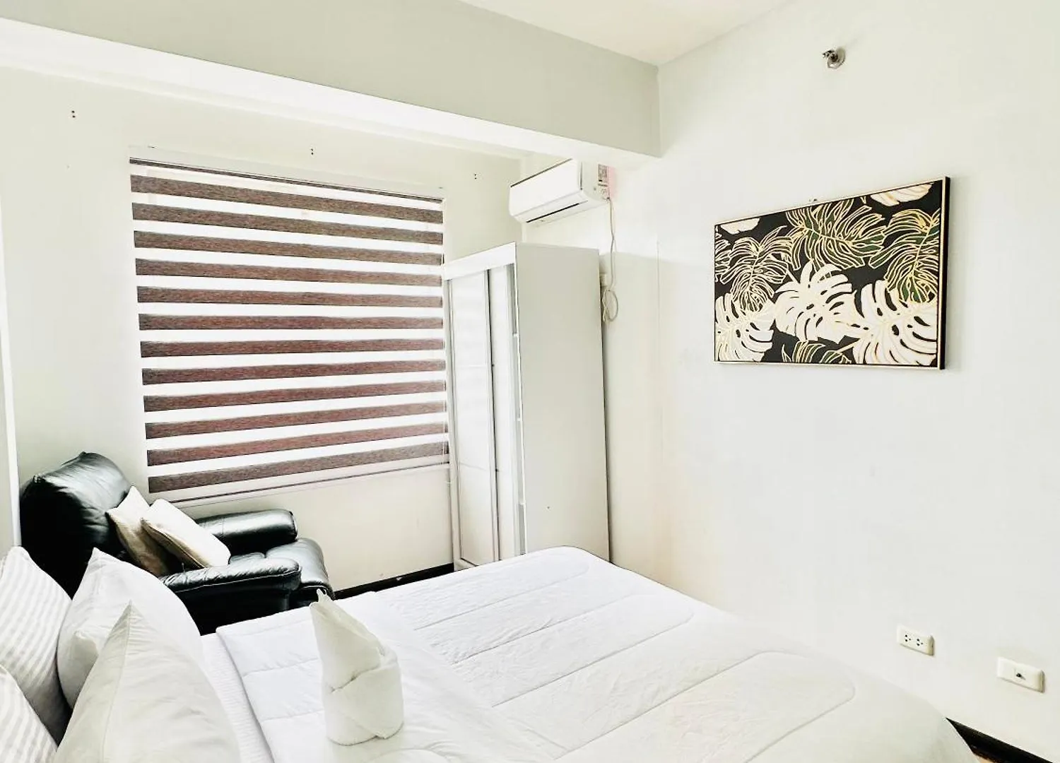 アパート Magallanes Residences Condominium ダバオ　シティ